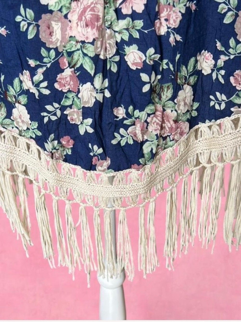 entro Navy Blue Floral Dress Top with Cream and Pink Roses - Picture 5 of 8